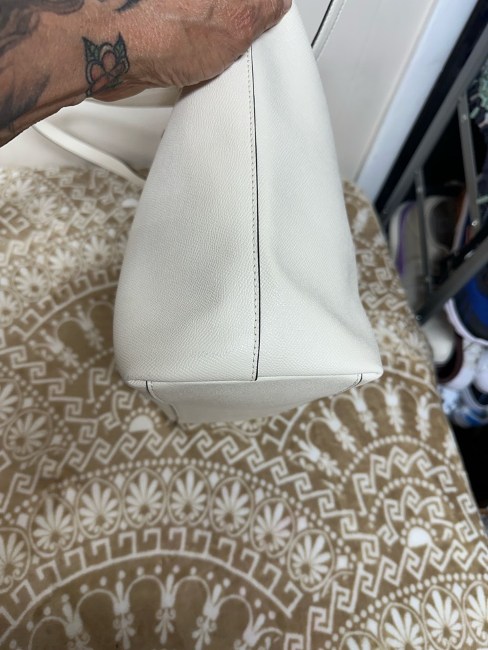 Coach Gallery  Cream Leather Tote with Front Zip and Gold Hardware with Dustbag - Picture 6 of 16